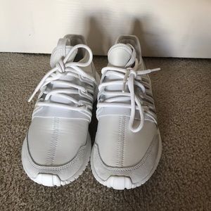 Adidas tubular all white